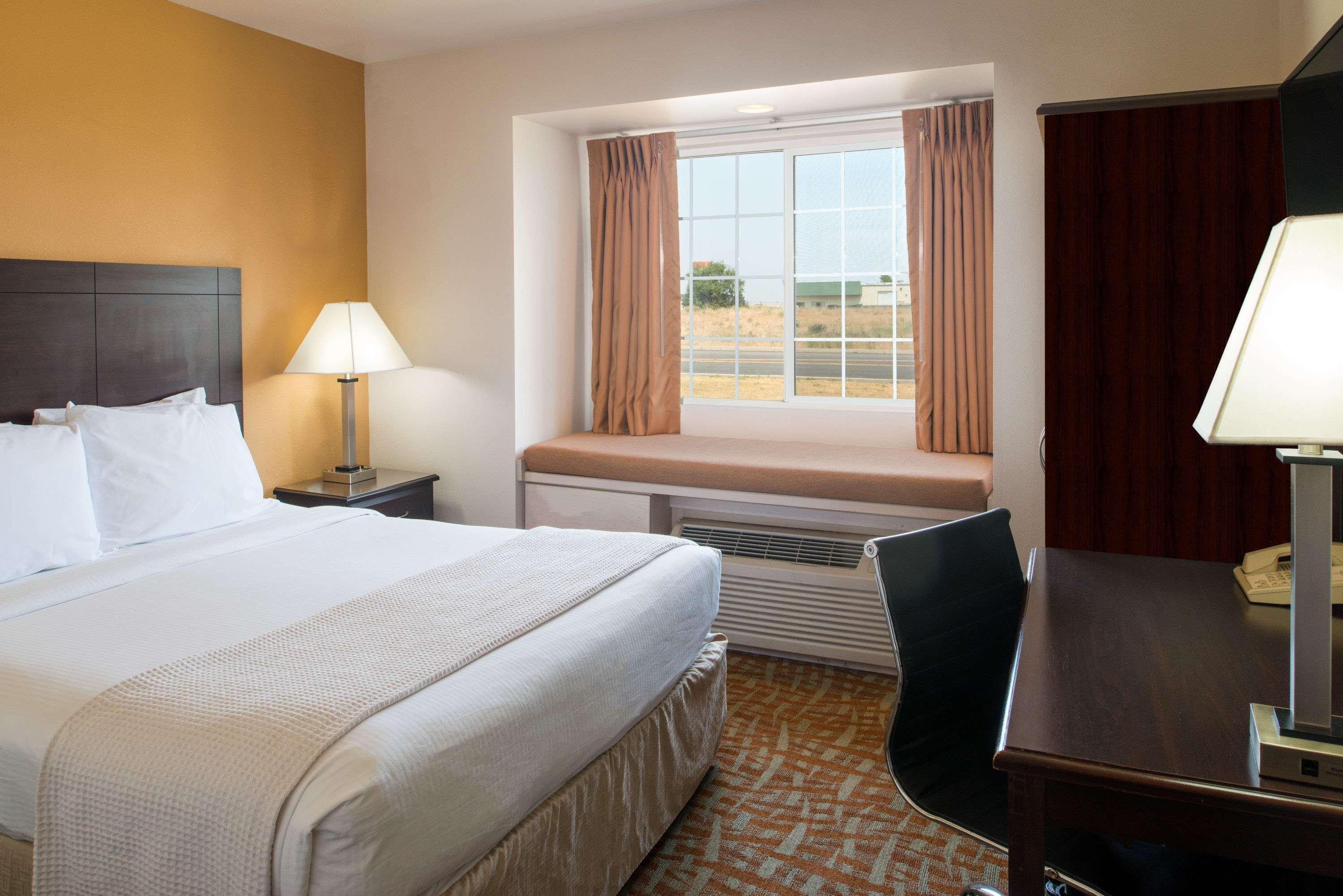 Days Inn&Suites by Wyndham Spokane Airport Airway Heights Exterior foto