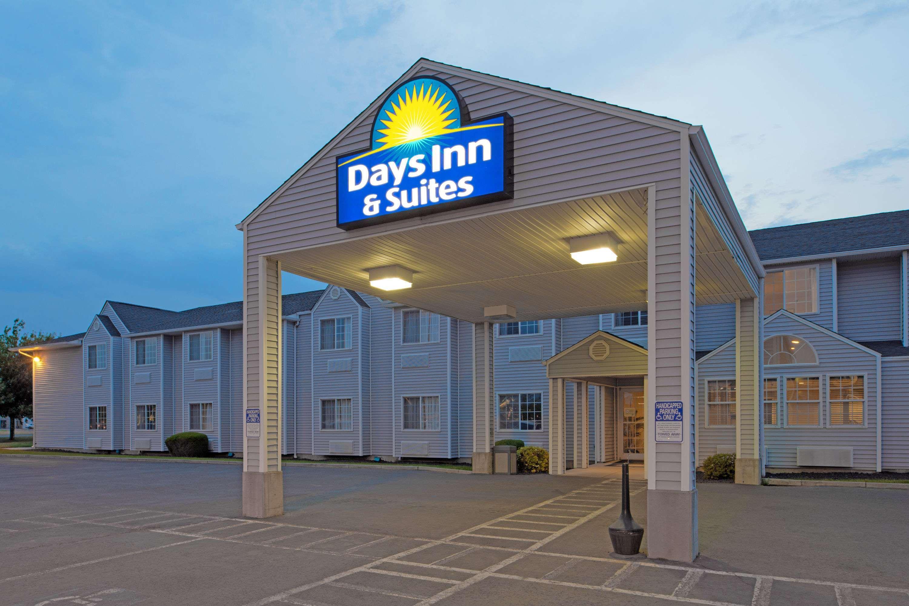 Days Inn&Suites by Wyndham Spokane Airport Airway Heights Exterior foto